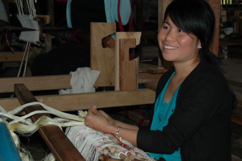 Tee is master weaver at Phontong