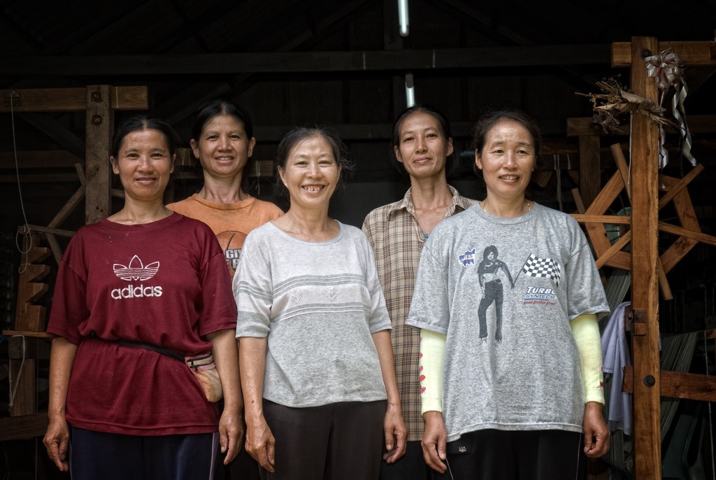 Weavers from Pa Daeng