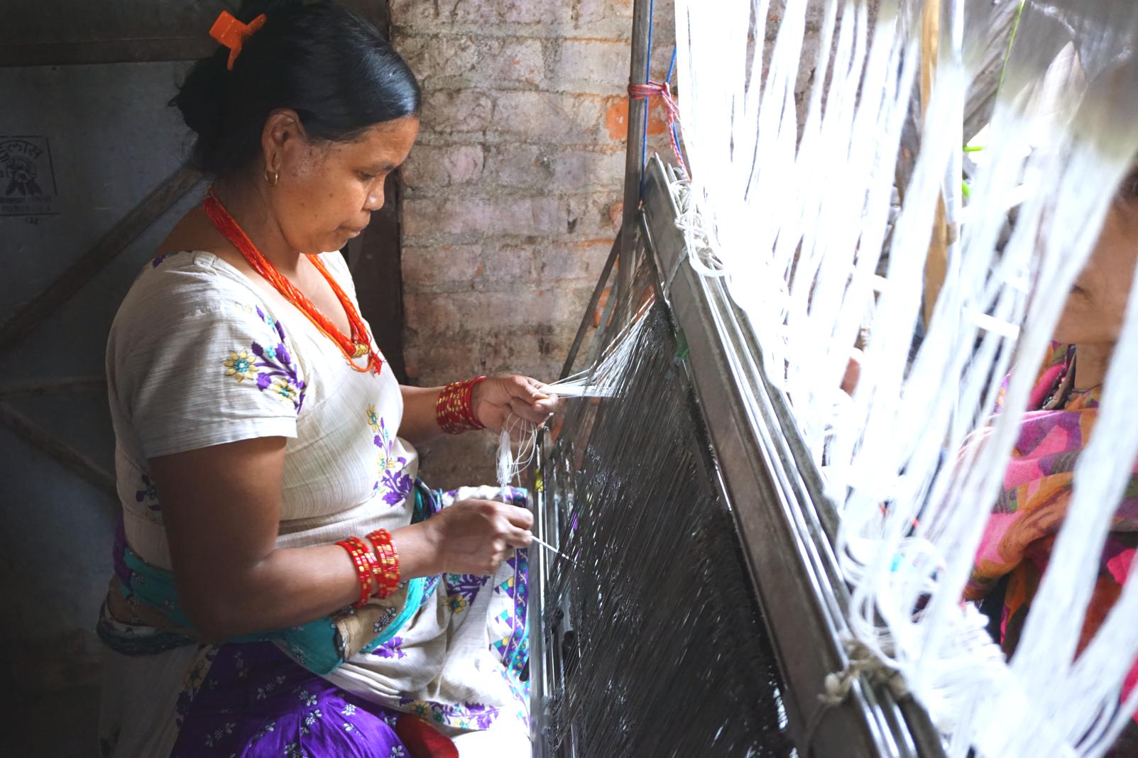 Weavers in nepal