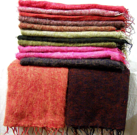 So-called yak wool shwals made from acrylic wool